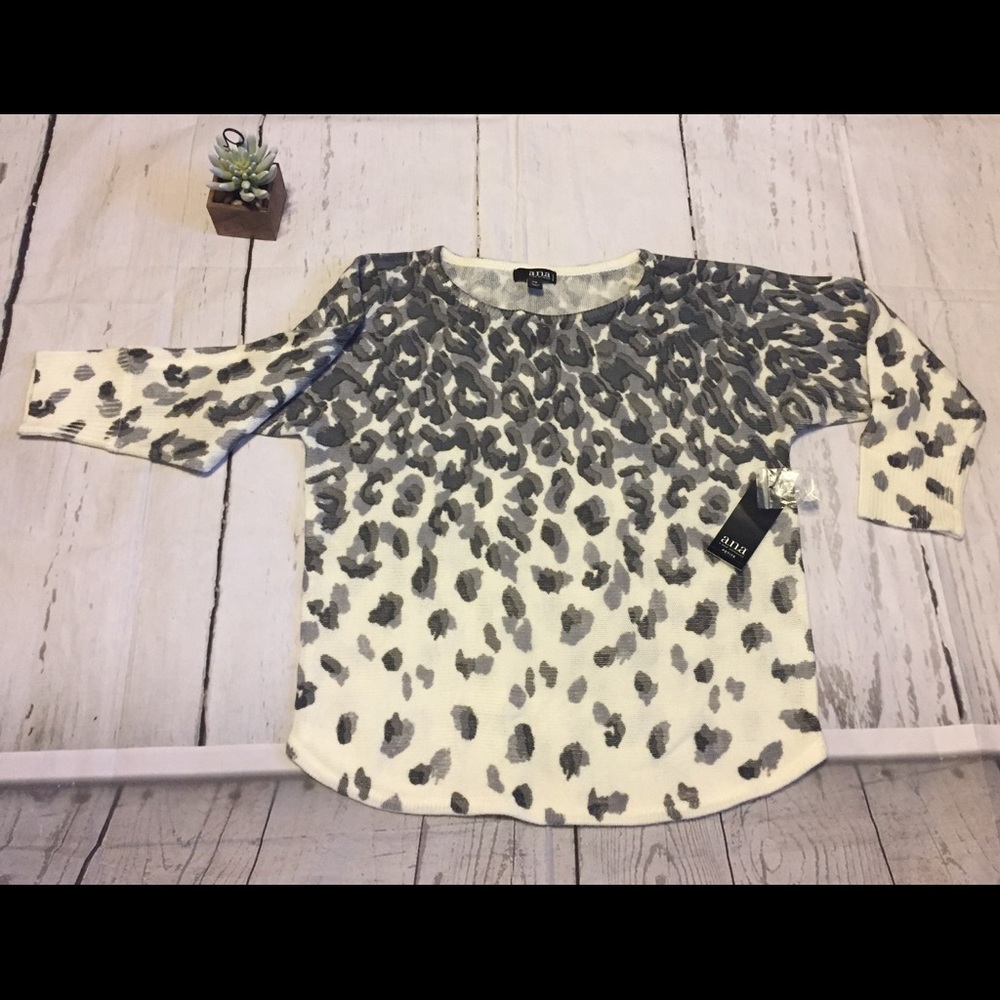 NWT a.n.a Cream & Gray Cheetah Print Sweater